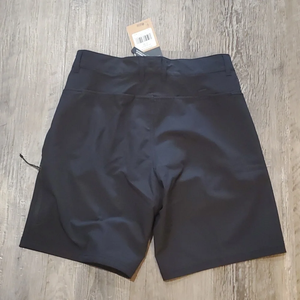 THE NORTH FACE  Rolling Sun Packable Shorts Size 30 Long